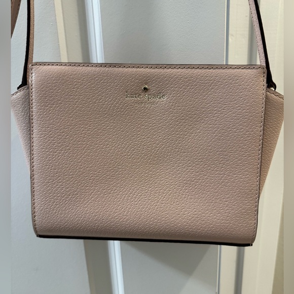 kate spade Handbags - Kate Spade Grand Street Hayden Pink Crossbody Bag